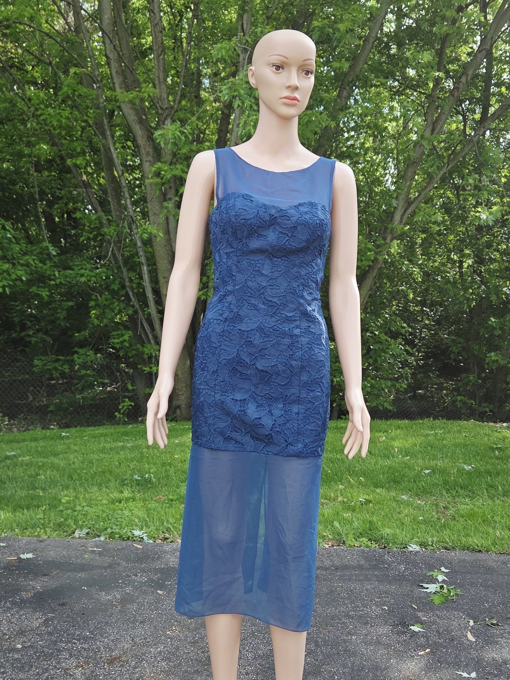 Tadashi Shoji Vibrant Blue Lace-Trim Evening Dress
